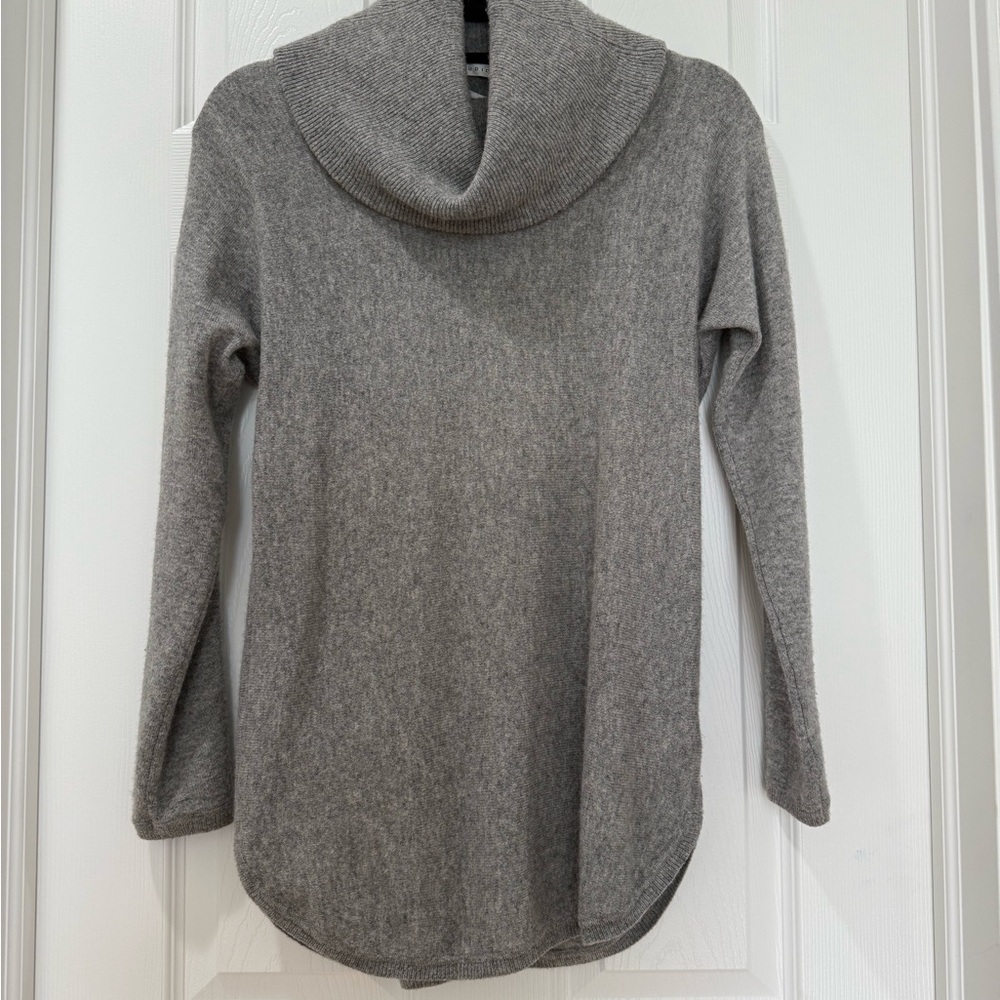 Max Studio Grey Cowl Neck Sweater M - Picture 2 of 5